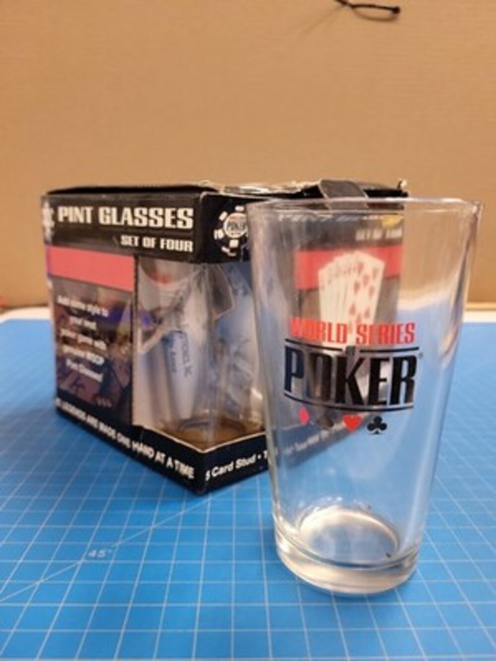 World Series Poker Pint Glasses Excalibur Electronics Set 4 WSOP Pokerware